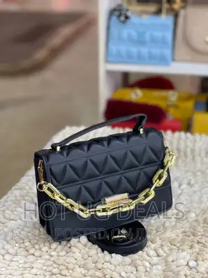 Ladies Classic Designer Handbag - Black