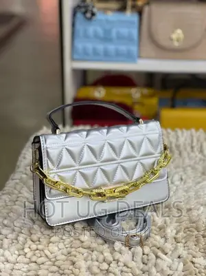 Ladies Classic Designer Handbag - Silver