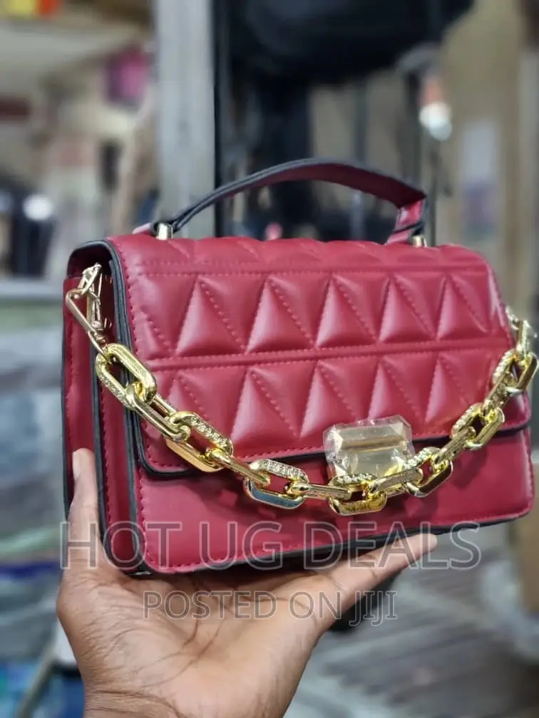 Ladies Classic Designer Handbag - Maroon
