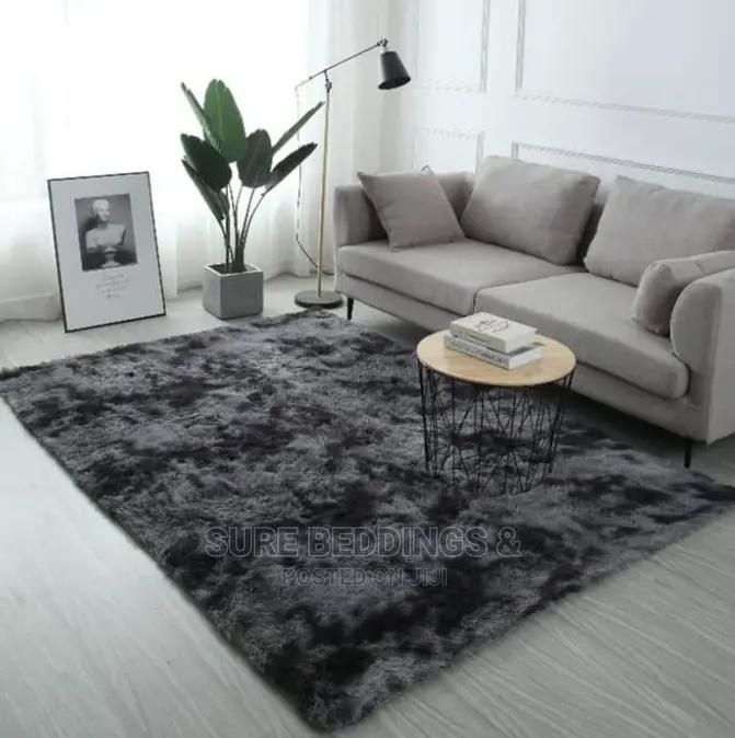 Stylish Fluffy Carpet