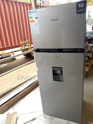 Hisense Fridge 270 Litres With Despenser