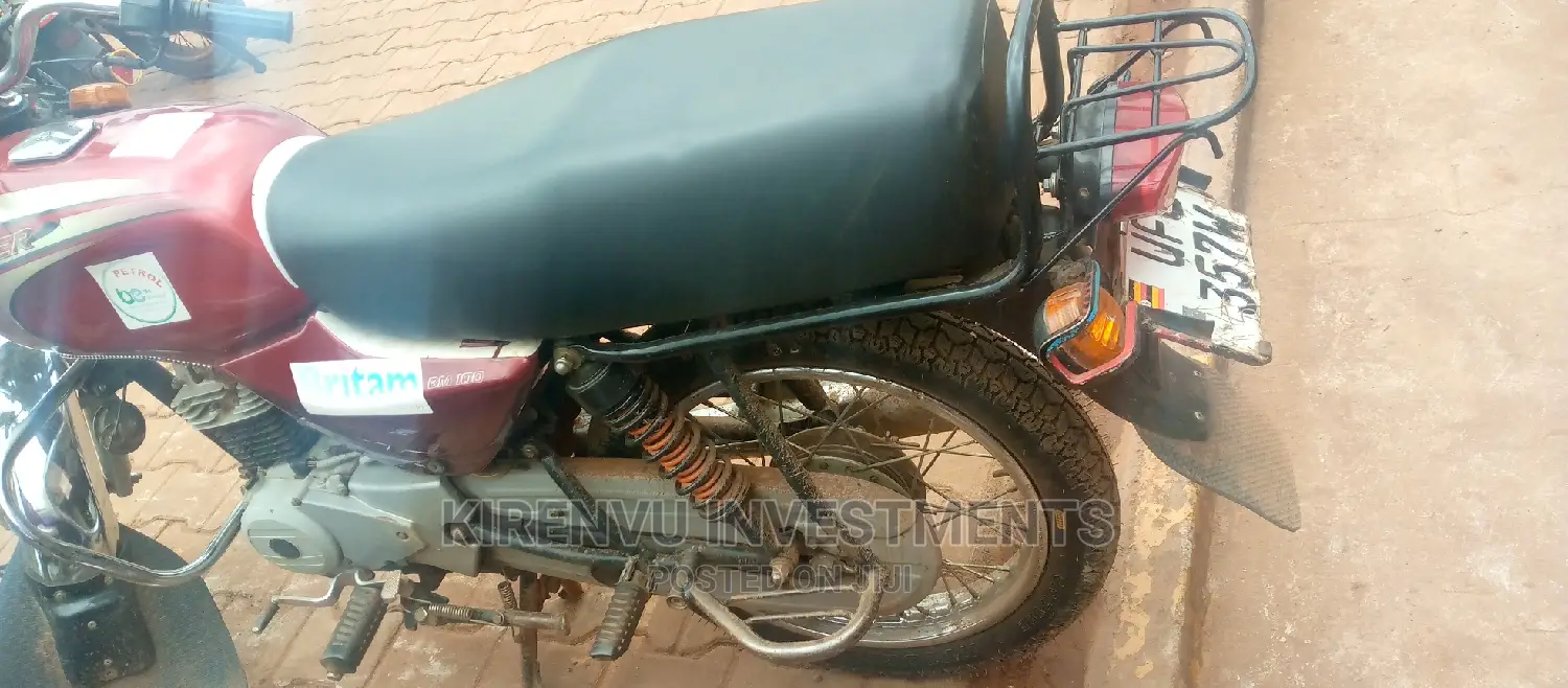 Bajaj Boxer 2018 Red