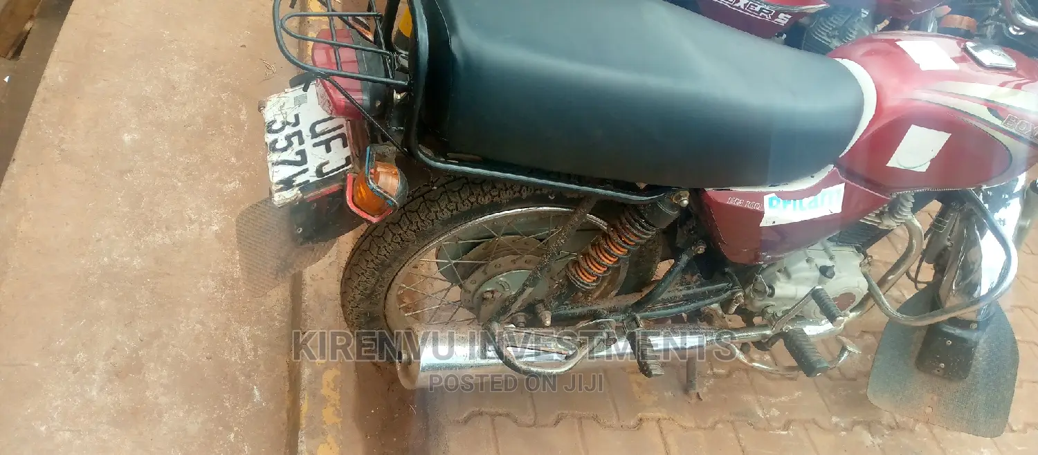 Bajaj Boxer 2018 Red