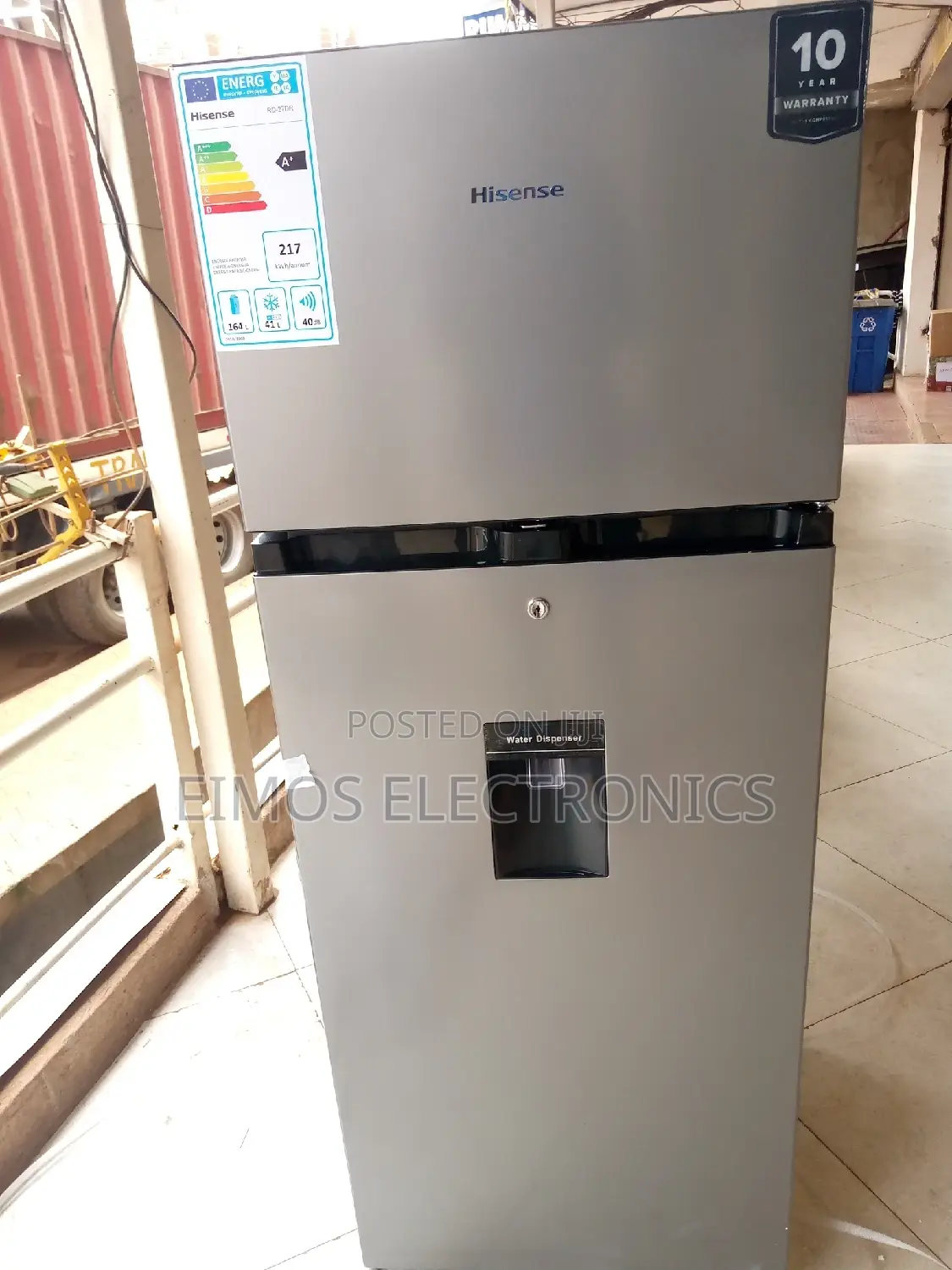 270 Litres Hisense Fridge With Despenser
