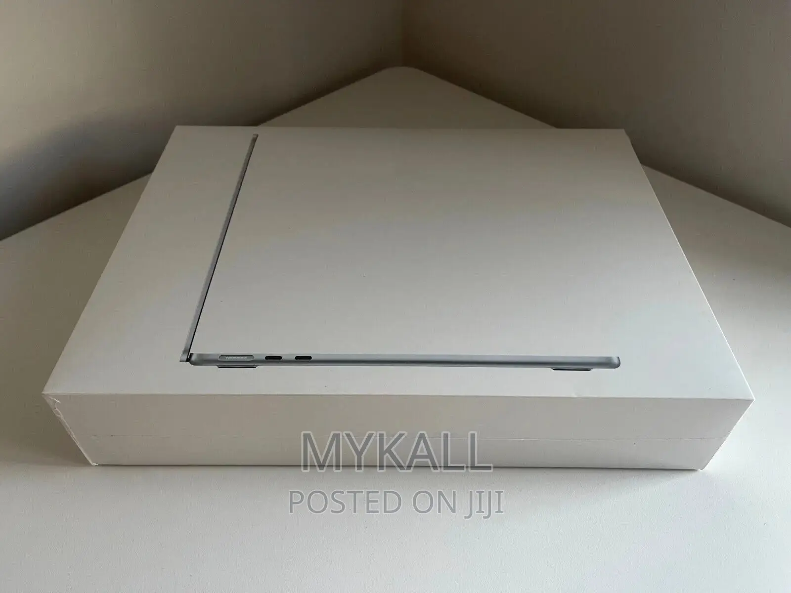 New Laptop Apple MacBook Air 8GB Apple M2 SSD 256GB