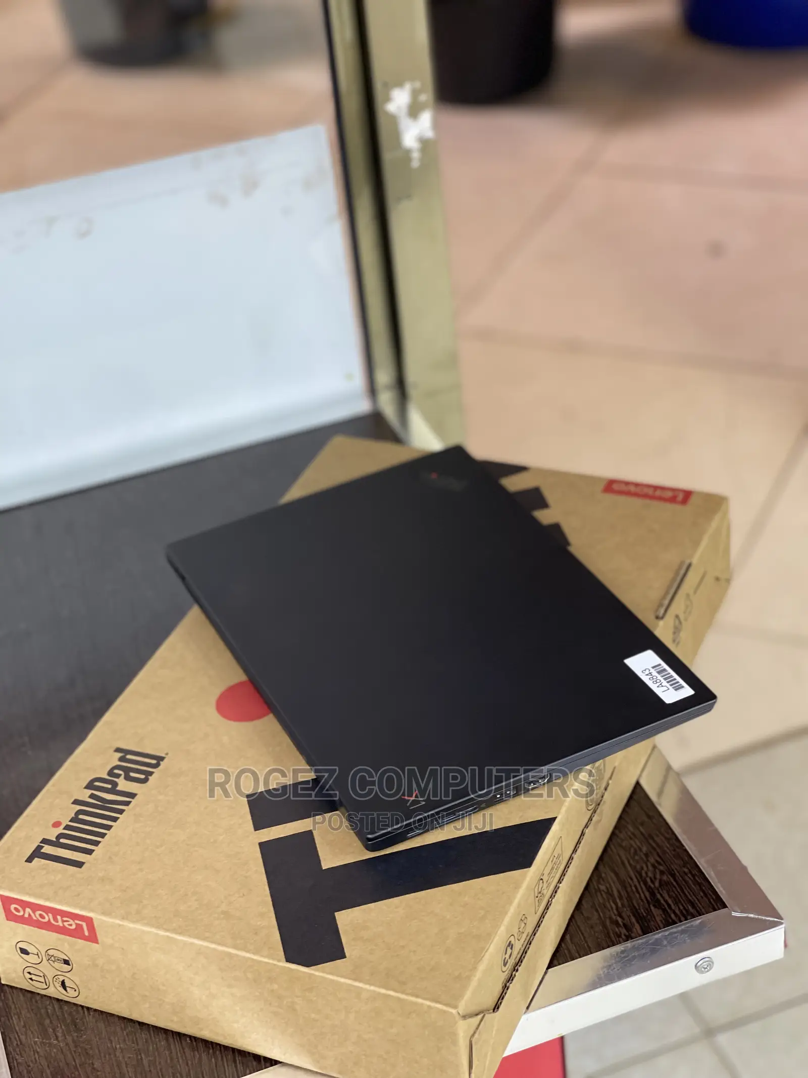 New Laptop Lenovo ThinkPad X1 Carbon 8GB Intel Core I5 SSD 256GB