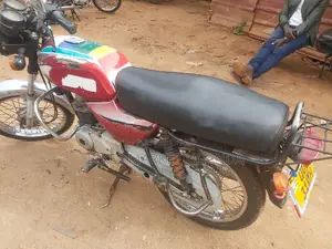 Bajaj Boxer 100 2008 Red