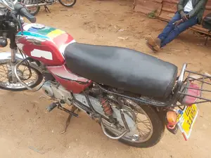 Bajaj Boxer 100 2008 Red
