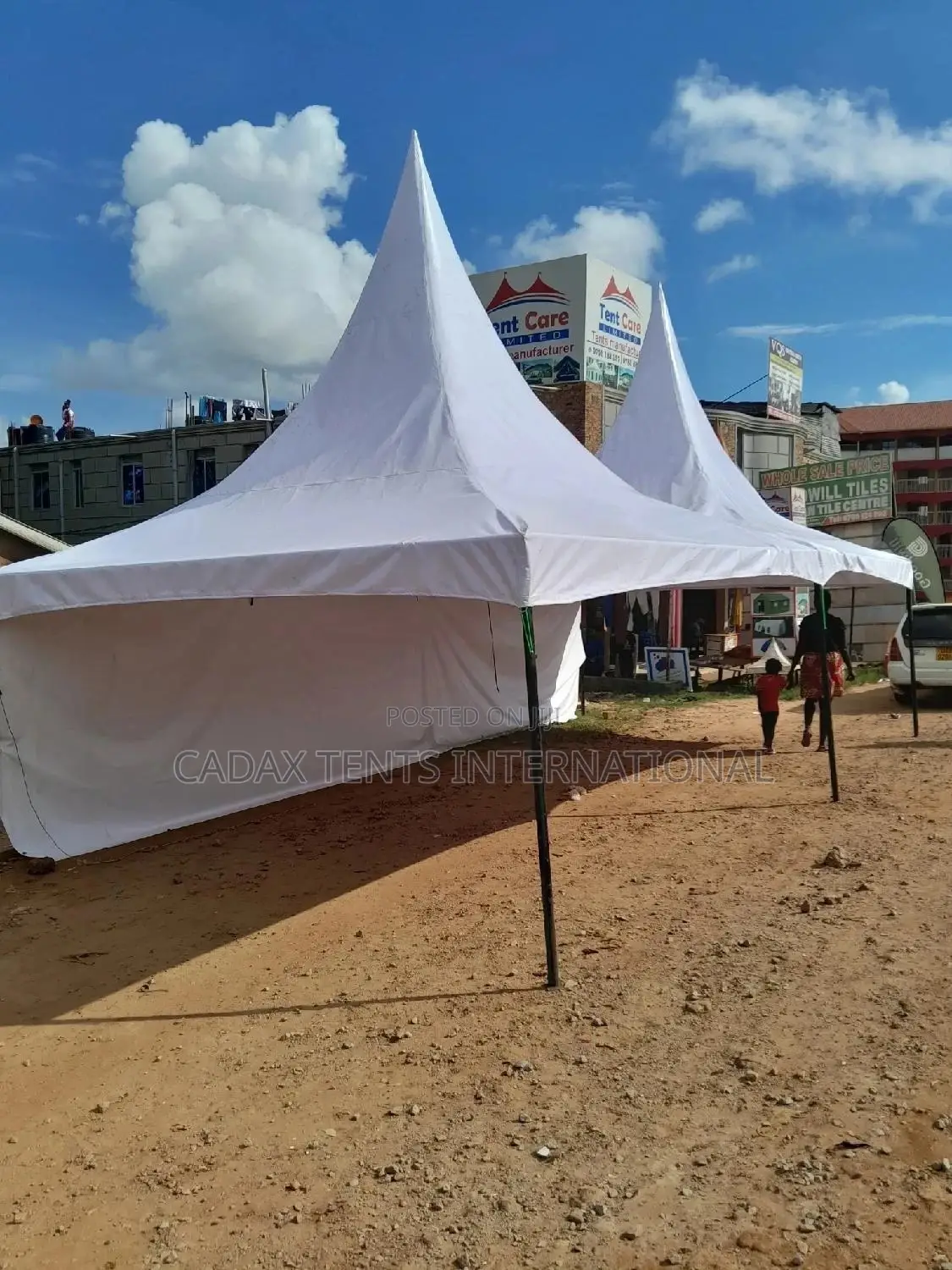 100seater Tent