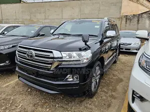 Toyota Land Cruiser 2017 Black