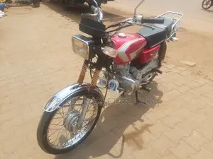 Senke SK125 2007 Red