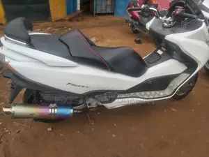Honda Forza 2022 White