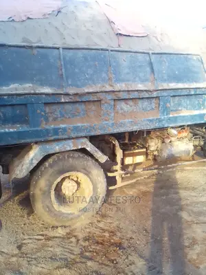 Am Selling Sandsoil in All Types of Trucks