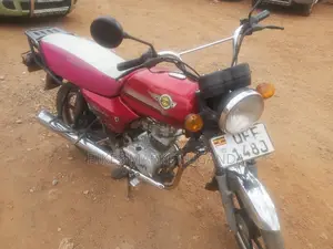 Bajaj Boxer 2022 Red