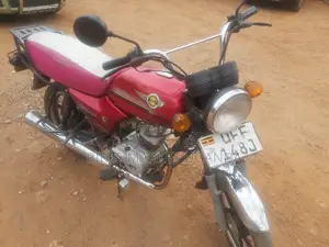 Bajaj Boxer 2022 Red