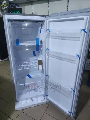 Chiq 230L Refrigerator
