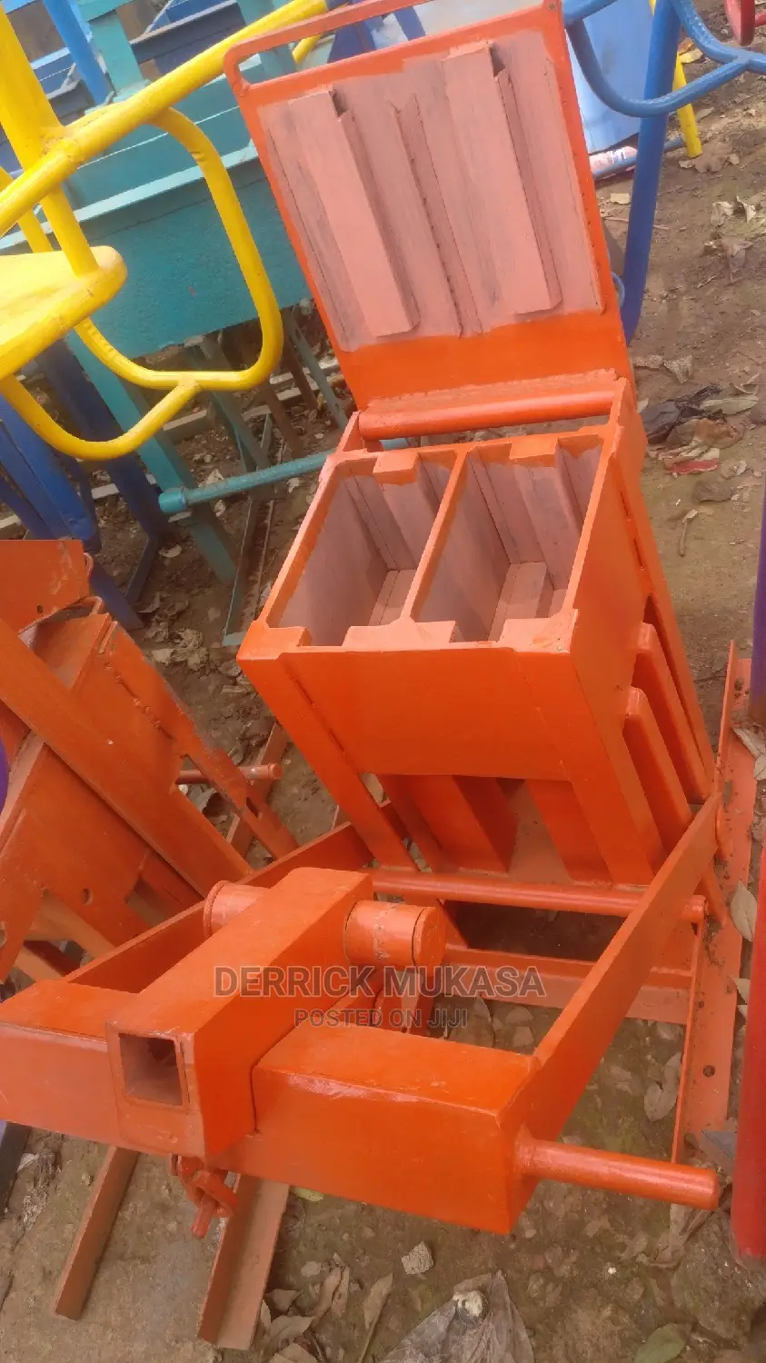 Double Interlocking Machine