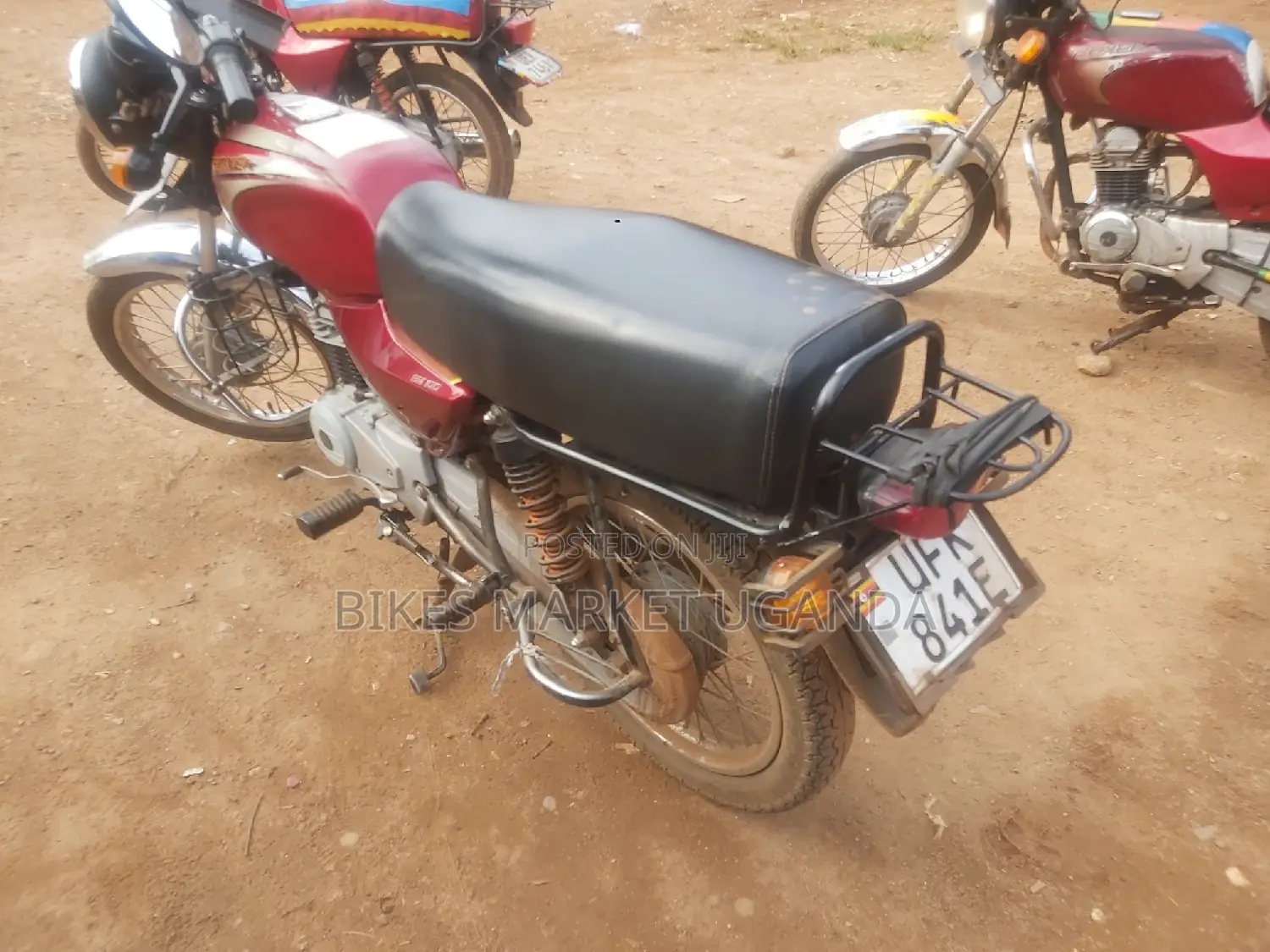 Bajaj Boxer 100 2022 Red