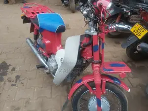 Suzuki GSX 2018 Red