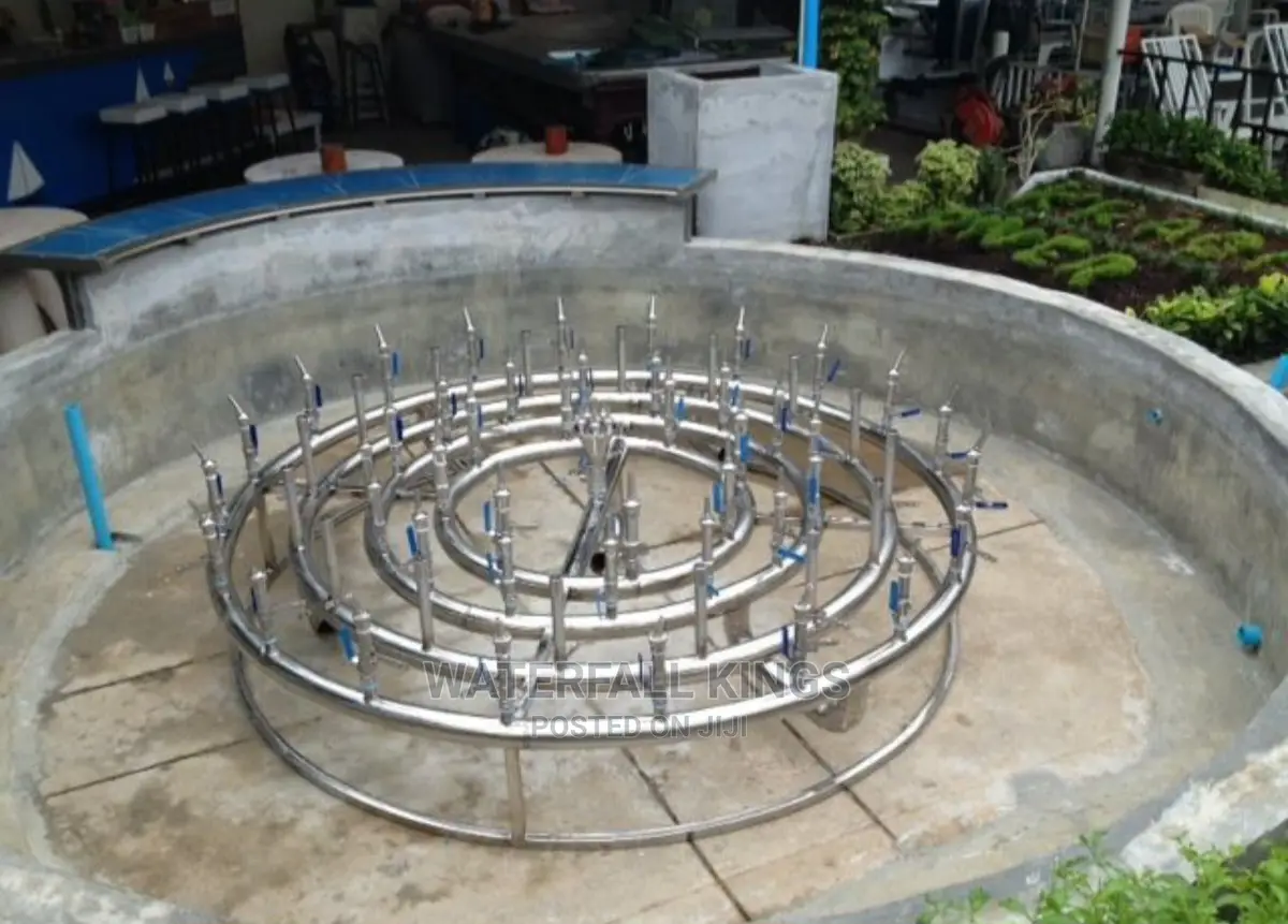 Fountain Nozzle and Waterblade
