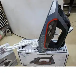 BLACK+DECKER Steam Iron With Ceramic Soleplate.