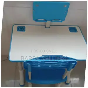Kid's Study and Reading Table