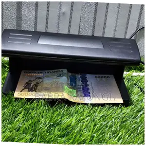 Battery Powered/Electric Counterfeit Money Detector