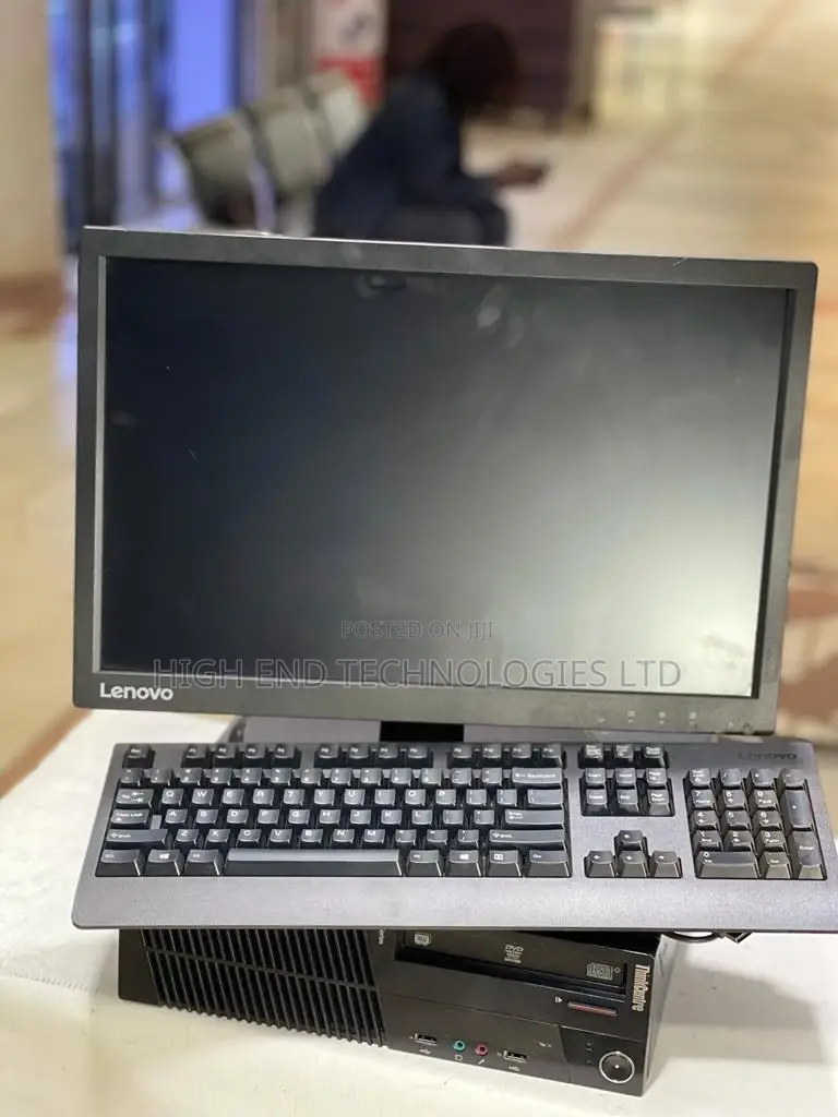 Lenovo ThinkCentre M710e SFF 3GB Intel Core I5 HDD 500GB