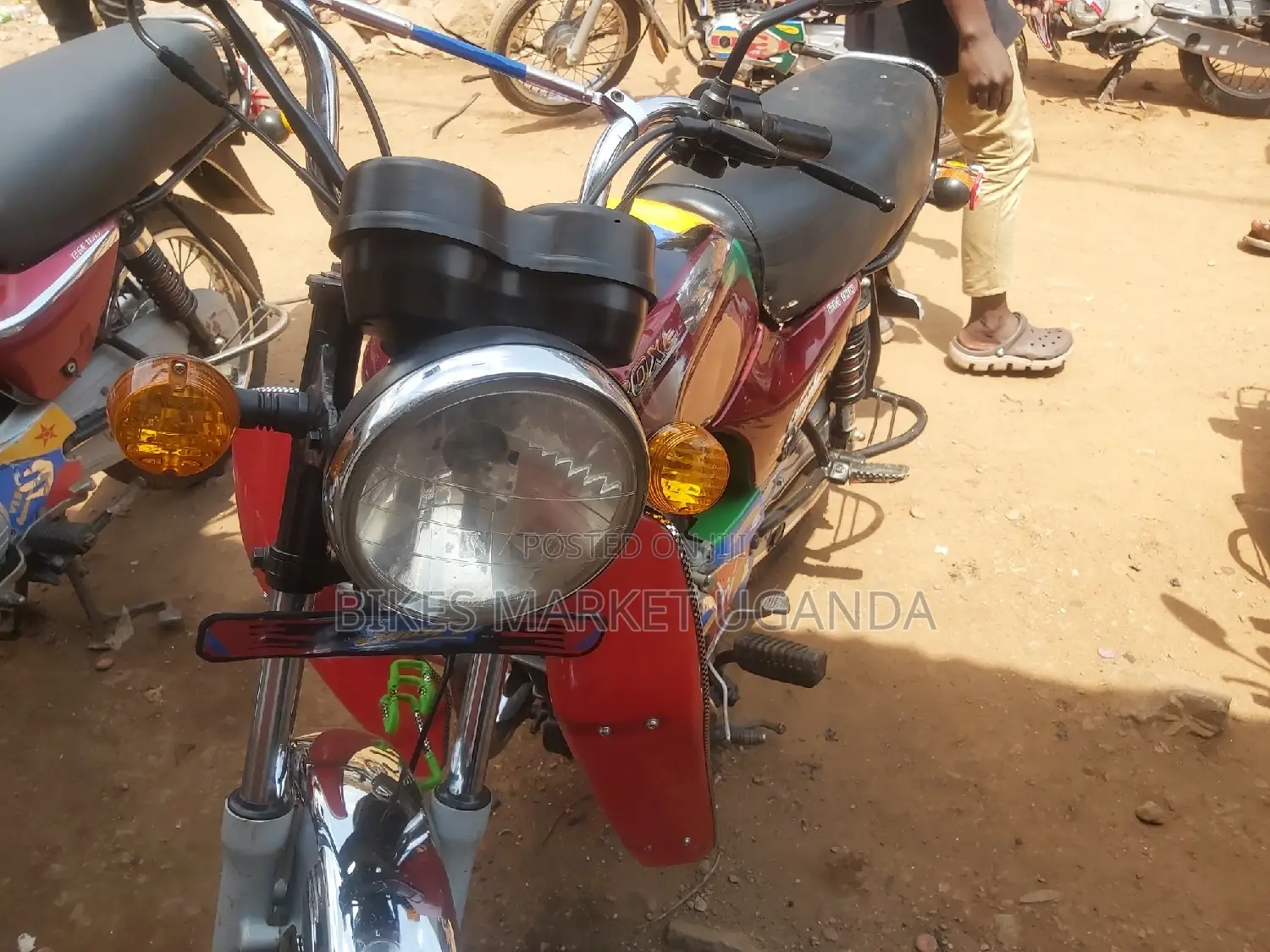 Bajaj Boxer 100 2021 Red
