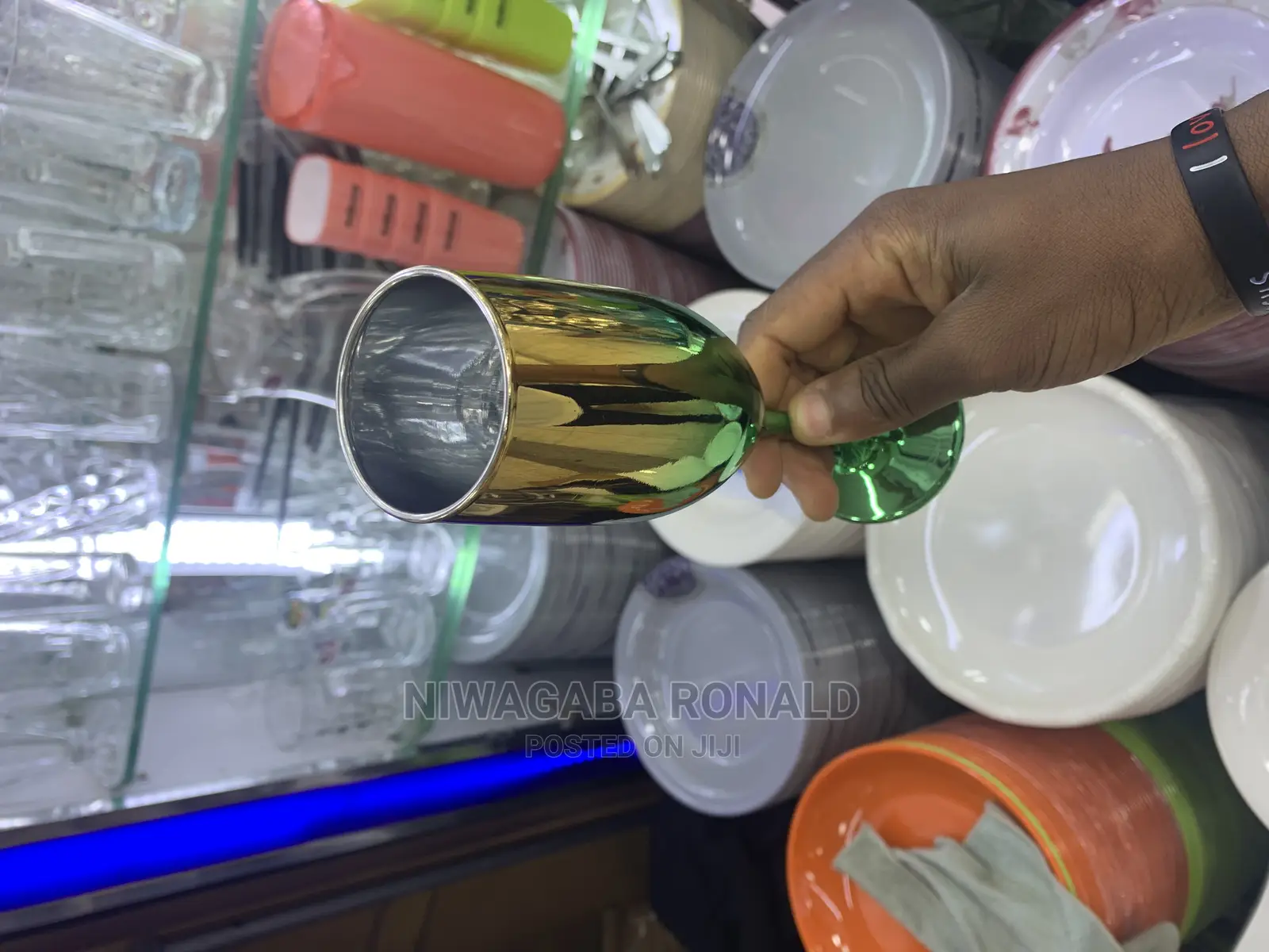 Classic Goldlike Wine Glasses