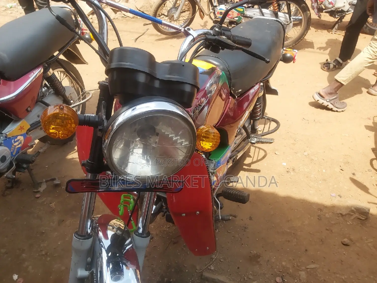 Bajaj Boxer 100 2021 Red