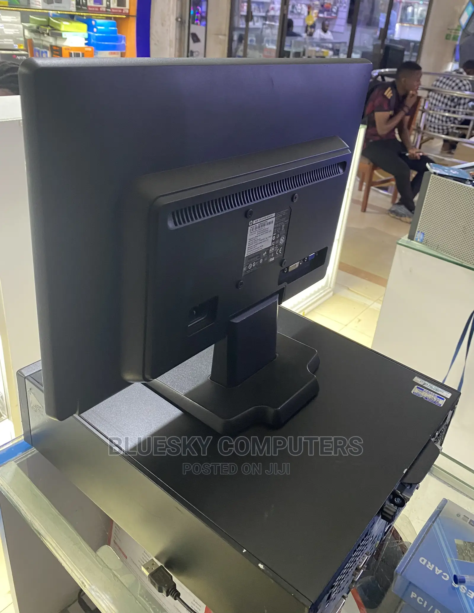 Desktop Computer HP 4GB Intel Core I3 HDD 256GB
