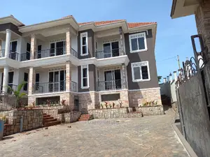 Furnished 6bdrm House in Kigo With Lake View, Makindye for sale