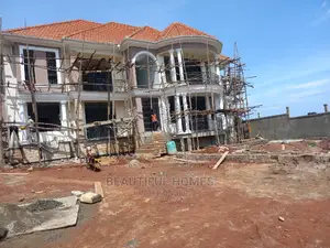 Furnished 6bdrm Mansion in Kigo, Makindye for sale