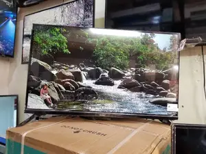 Smartec 32 Frameless Tv