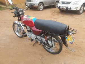 Bajaj Boxer 100 2007 Red