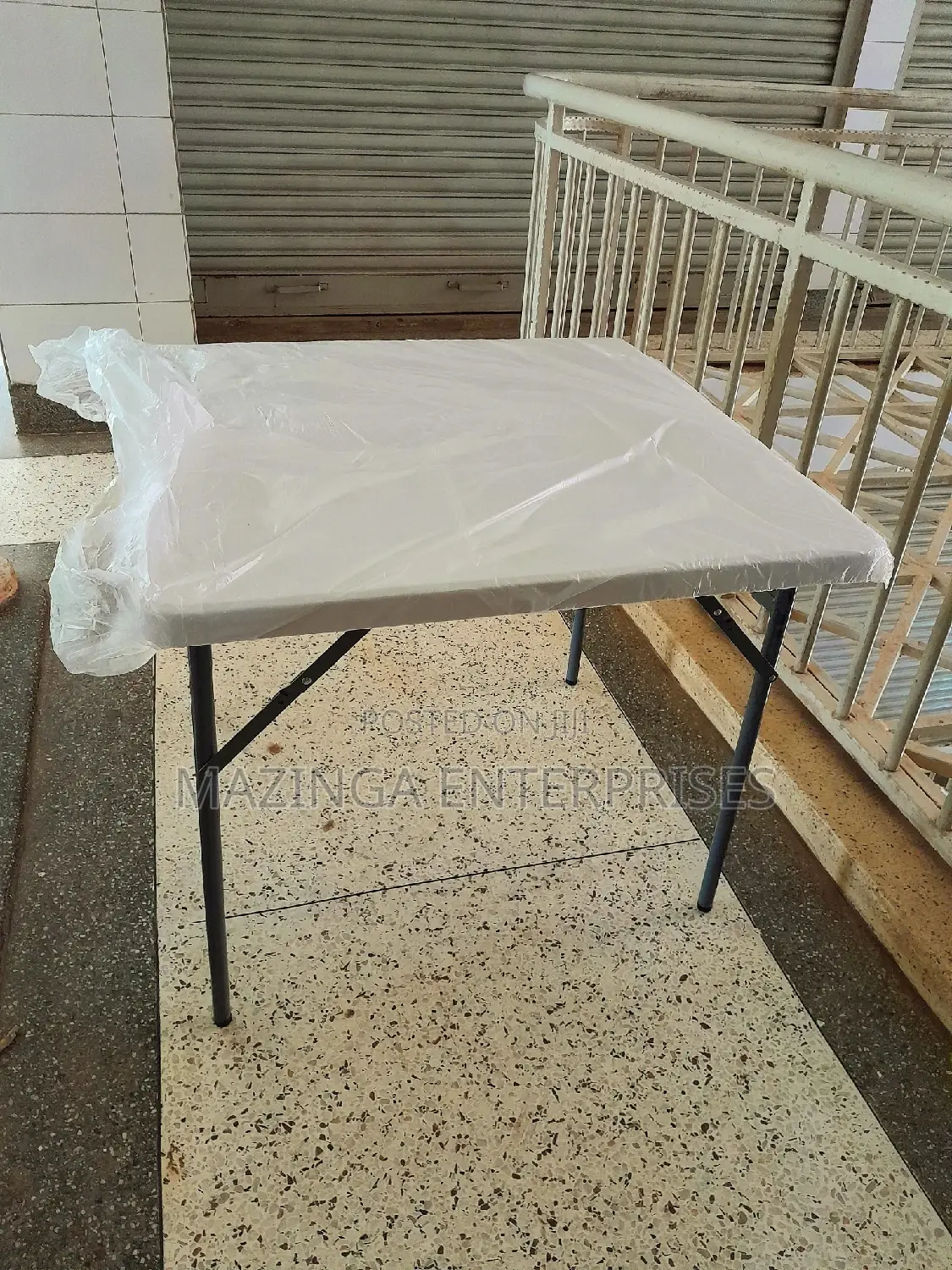 1.2x1.2meters Square Folding Plastic Table(Aluminium Legs)
