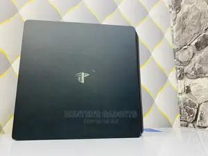 Sony Playstation 4 Slim With FIFA 2021 500gb