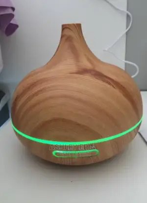 Light Ultrasonic Aroma Humidifier and Diffuser