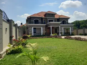 Furnished 6bdrm Duplex in Munyonyo Modern Lake, Makindye for sale