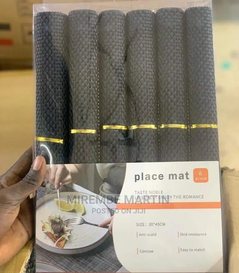 Black Table Place Mat