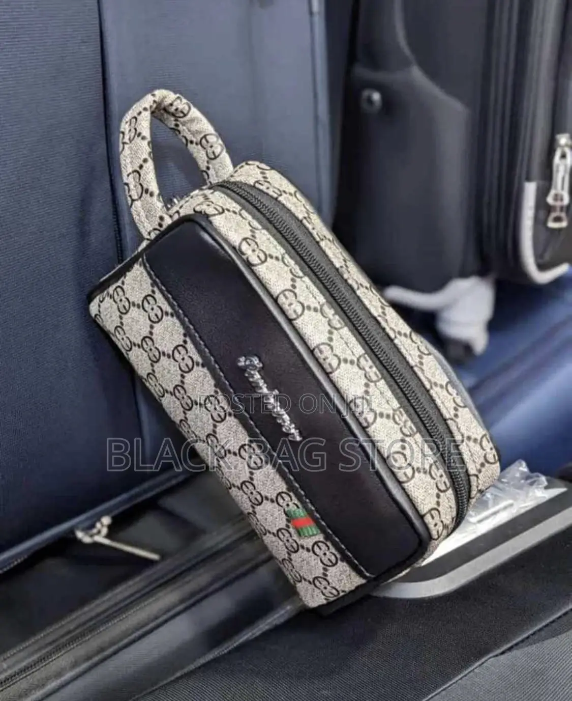 Small Kit/ Toilet Bag