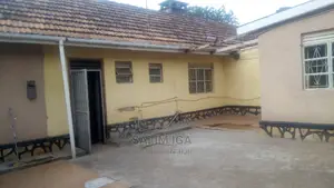 3bdrm Bungalow in Kololo Property, Central Division for rent