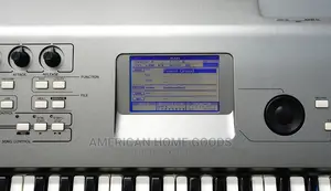 Yamaha MM6 61 Keys Polyphonic Synthesizer, W/Squencer MIDI