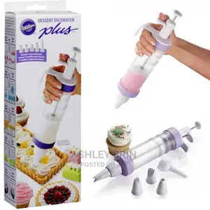 Plastic Dessert Decorator