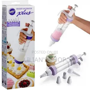 Plastic Dessert Decorator