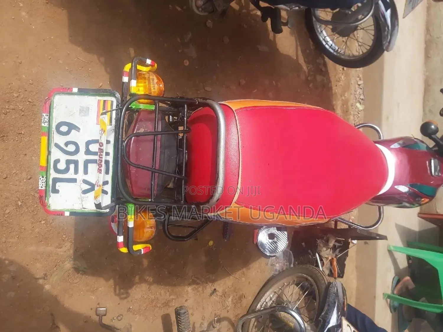 New Bajaj Boxer 100 2019 Red