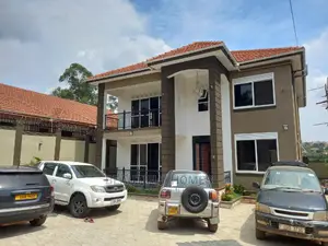 Furnished 5bdrm Duplex in Najjera Tarmacked, Nakawa for sale