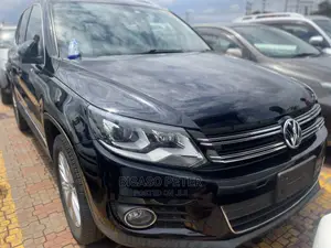 Volkswagen Tiguan 2014 Black