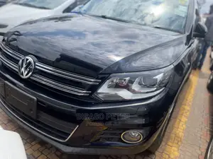 Volkswagen Tiguan 2014 Black